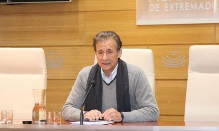 IU considera “clave” que Monago reivindique ante Rajoy la deuda histórica en “dinero contante y sonante”