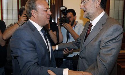Rajoy se compromete a agilizar con el Ministerio de Hacienda el pago de la deuda histórica a Extremadura