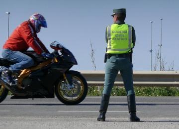 La DGT inicia este lunes en Extremadura una nueva campaña para evitar las distracciones al volante