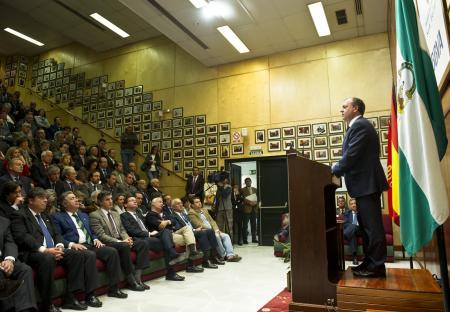 Monago expone los valores de Extremadura en el Foro Encuentros 2000 de la Fundación Antares de Sevilla