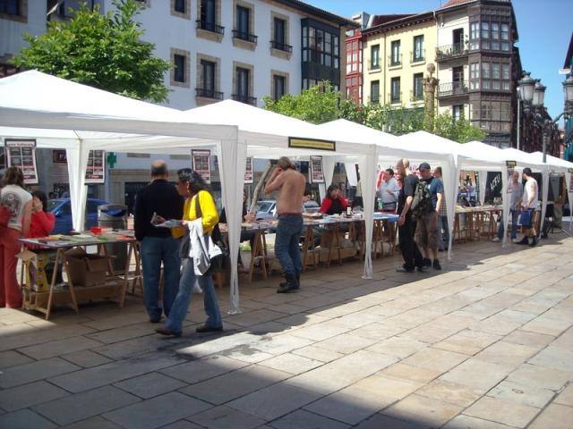 El consistorio de Cáceres abre el plazo para participar en la XIII Feria del Libro  en el Paseo de Cánovas
