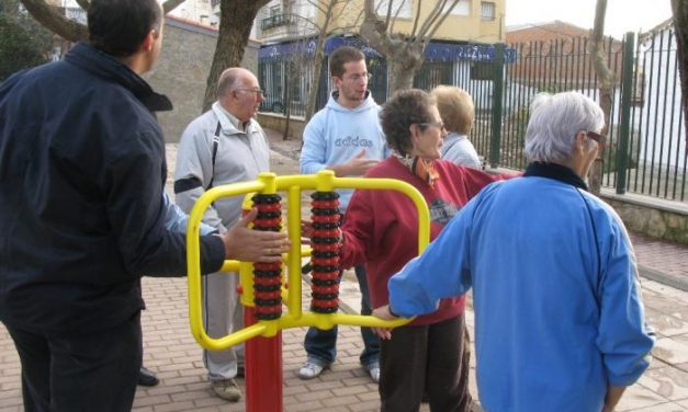 El parque de Moraleja abre sus puertas con nuevos juegos infantiles y área de gimnasia para mayores