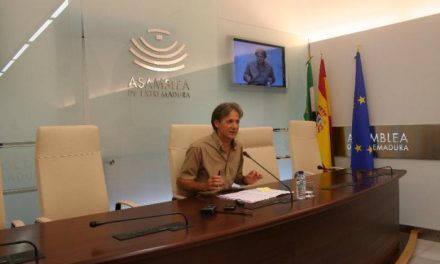 Una posible moción de censura vuelve a planear en la región tras los resultados electorales en Andalucía
