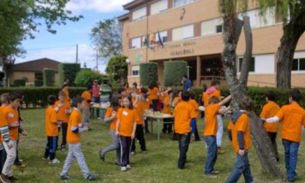 Alumnos del colegio Cervantes de Moraleja comparten una convivencia con niños portugueses