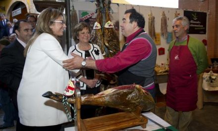 El Gobierno de Extremadura destaca la calidad del jamón extremeño y apuesta por su comercialización exterior