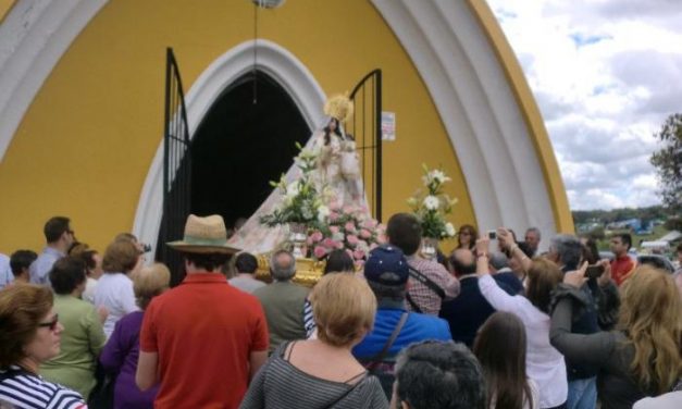 Cientos de devotos rindieron homenaje este domingo a la patrona de la villa de Moraleja