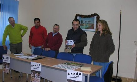 El Ayuntamiento de Pescueza presenta la nueva revista local cultural con el nombre Aceña