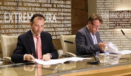 Junta y Diputación de Cáceres firman un convenio para las obras de las depuradoras del Jerte