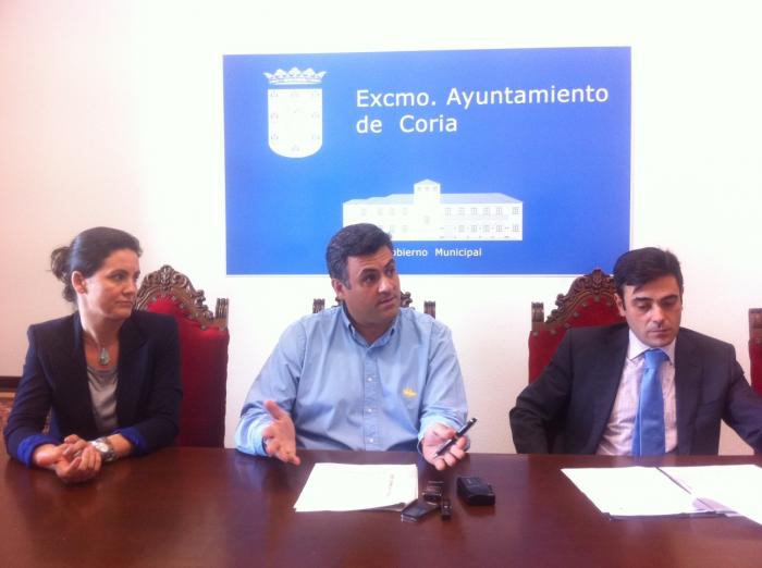 MicroBank y el Ayuntamiento de Coria colaborarán para incentivar la actividad emprendedora