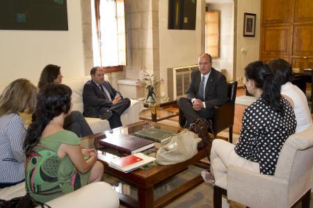 Monago aborda la situación de la economía regional con el presidente de la Asociación de Trabajadores Autónomos