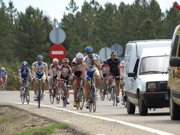 La marcha cicloturista Sierra de Gata pone el punto y final al mes de la bicicleta en Moraleja
