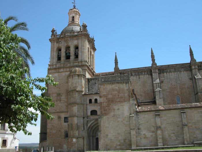 Patrimonio autoriza las actuaciones de restauración de la Catedral de Coria por importe de 500.000 euros
