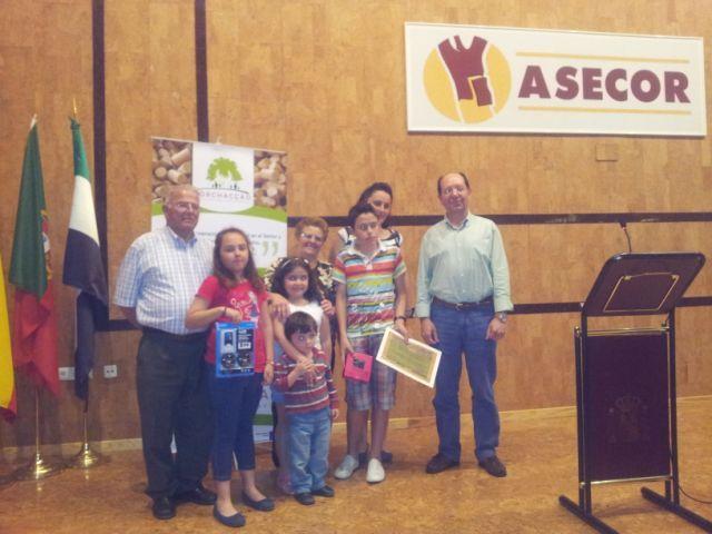 Un estudiante del colegio de San Vicente gana el concurso de relatos corcheros del proyecto Corchacçao