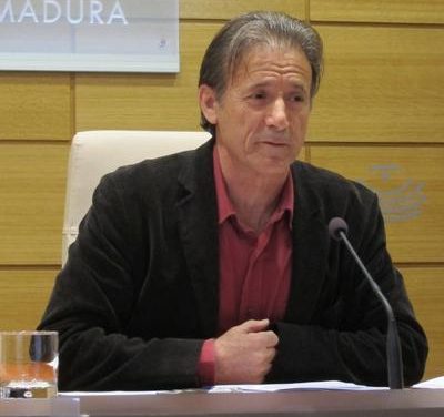 Pedro Escobar ratifica que la postura de IU es contraria a los proyectos de ley de medidas fiscales y tributarias