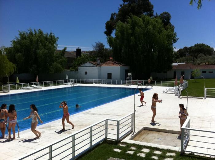 Valencia de Alcántara abre la temporada de baños con unas jornadas de puertas abiertas en las piscinas