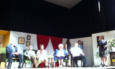Valencia de Alcántara rinde homenaje al director local  Manuel Correa con una muestra teatral