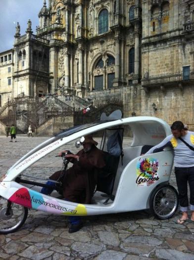 La Diputación de Cáceres promociona la provincia entre los peregrinos de Santiago de Compostela