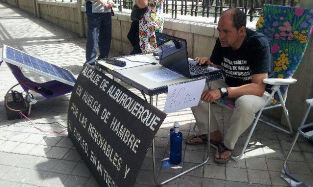 El alcalde de Alburquerque cumple 17 días de huelga de hambre en defensa de las energías renovables