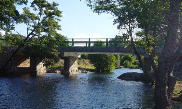 Cadalso inaugura oficialmente las obras de reforma del puente de Los Pilares sobre el río Árrago