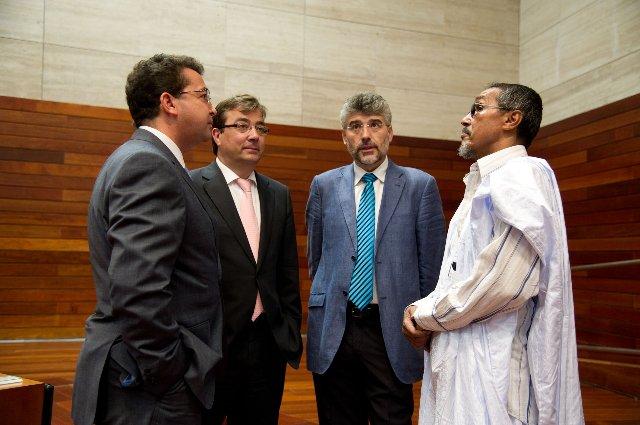 El Parlamento de Extremadura celebra el Acto Institucional de apoyo al Pueblo Saharaui