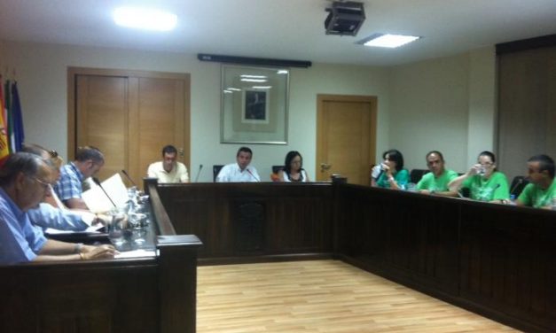 Caselles aboga por no judicializar la política y anima a los concejales a trabajar por los ciudadanos de Moraleja