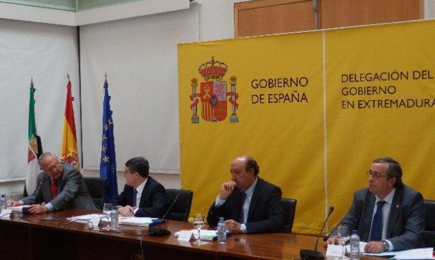Germán López Iglesias, delegado del Gobierno en Extremadura, lamenta los despistes del SUP