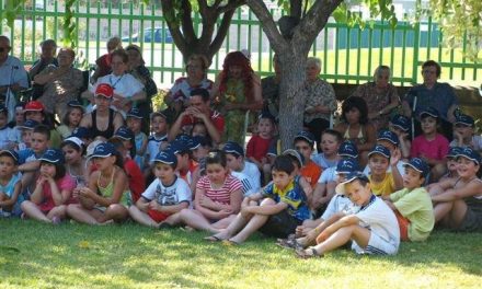 La directora del Instituto de la Juventud visitará el campamento de Cruz Roja en Valencia de Alcántara