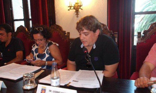 El pleno de Coria rechaza el recurso del PSOE sobre las cantidades cobradas por la edil Miguel Villanueva