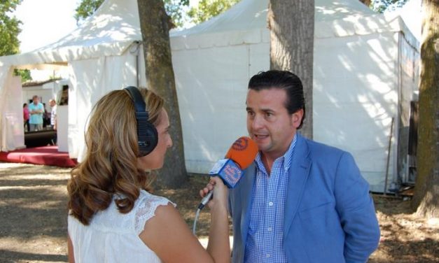 El alcalde de Moraleja, Pedro Caselles, califica a la Feria Rayana como un certamen de «éxito y consolidado»