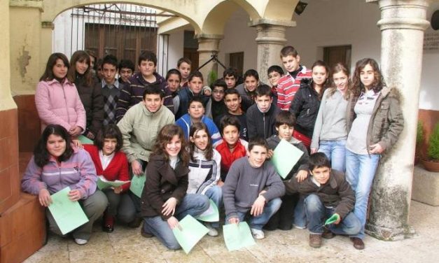 El colegio concertado Sagrado Corazón de Coria celebra actos por Marcelo Spínola para 300 alumnos