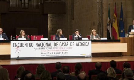Las comunidades autónomas dan en Cáceres los primeros pasos para crear la Red Nacional de Casas de Acogida