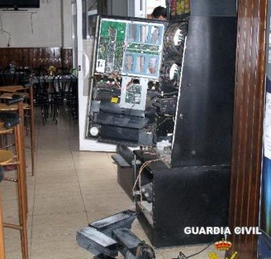 La Guardia Civil detiene a siete jóvenes por su implicación en una decena de robos en Montijo