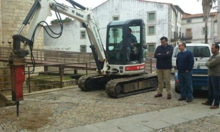 Comienzan las obras de sustitución del empedrado de las calles y plazas del casco histórico de Coria