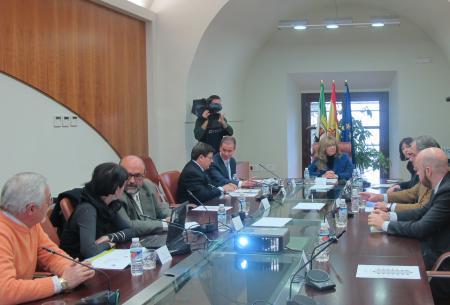 El Gobierno de Extremadura se reúne con asociaciones de autónomos para conformar el plan de apoyo al sector