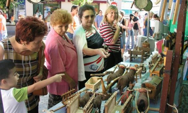 La ciudad de Coria reúne a 20.000 personas en el casco histórico durante el XIII Jueves Turístico