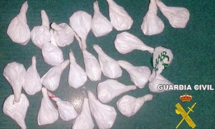 La Guardia Civil interviene a un joven de Móstoles 26 papelinas de cocaína preparadas para su venta