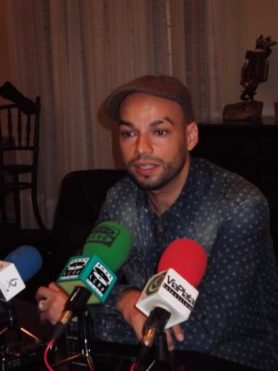 El cantante Paco Arrojo agradece el apoyo y respaldo de Plasencia durante su paso por el concurso «La Voz»