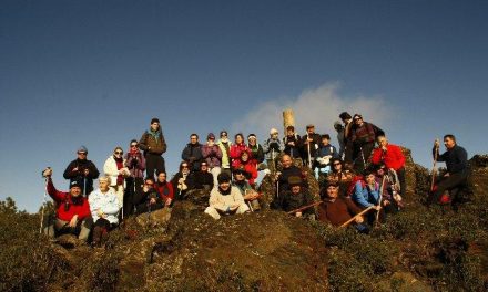 Unos 40 senderistas se dan cita en la ruta de Grimaldo, sierra de Zapatero y Mirabel organizada desde Coria