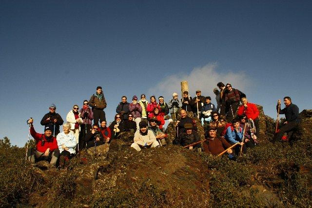 Unos 40 senderistas se dan cita en la ruta de Grimaldo, sierra de Zapatero y Mirabel organizada desde Coria