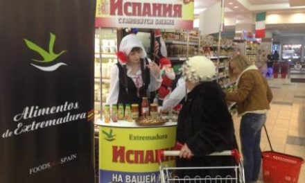 La marca Alimentos Extremadura promociona productos extremeños en tiendas gourmet de Rusia