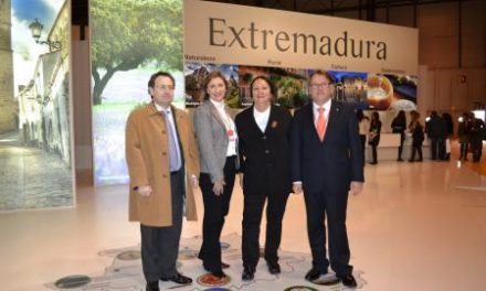 El Gobierno de Extremadura presenta en FITUR la oferta de turismo cultural y los principales festivales del año