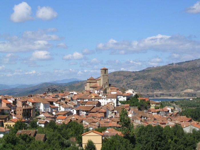 Madrid, Andalucía y Castilla y León concentran el 60% de los turistas que visitan Extremadura