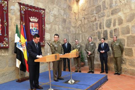Extremadura y la UME firman un protocolo que mejorará la respuesta en situaciones de emergencia