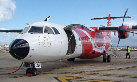 Fomento inicia la resolución del contrato de promoción del destino Extremadura con la compañía aérea Helitt