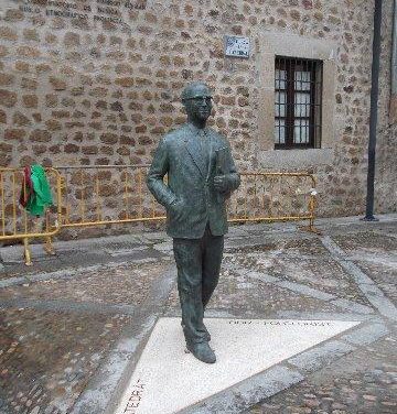 La inauguración de la escultura de García Matos en Plasencia cierra los actos del centenario de su nacimiento