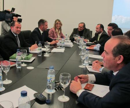 El Gobierno regional se muestra dispuesto a ampliar el capital de FEVAL en un millón de euros más