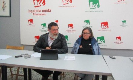 Sosa denuncia vinculaciones con el PP de empresas audiovisuales que trabajan para Canal Extremadura