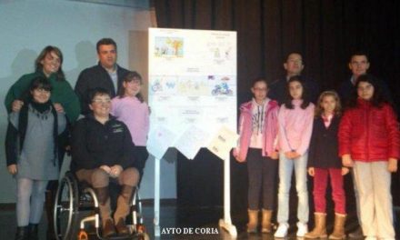 El Ayuntamiento de Coria entrega a los escolares los premios del I Concurso de Educación Vial