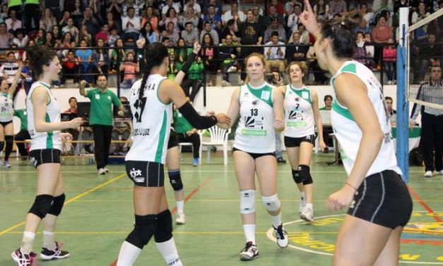 La internacional del Arroyo, María Larrakoetxea, resulta elegida jugadora más valiosa  por la Federación de Voleibol