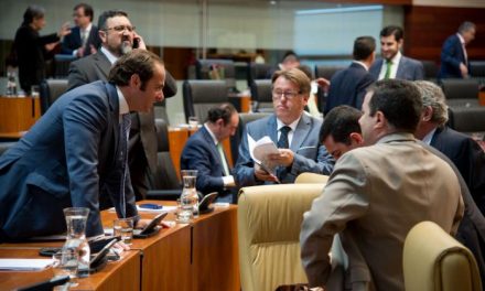 La Asamblea aprueba la Ley de Renta Básica Extremeña de Inserción con el voto a favor de PP, PSOE e IU